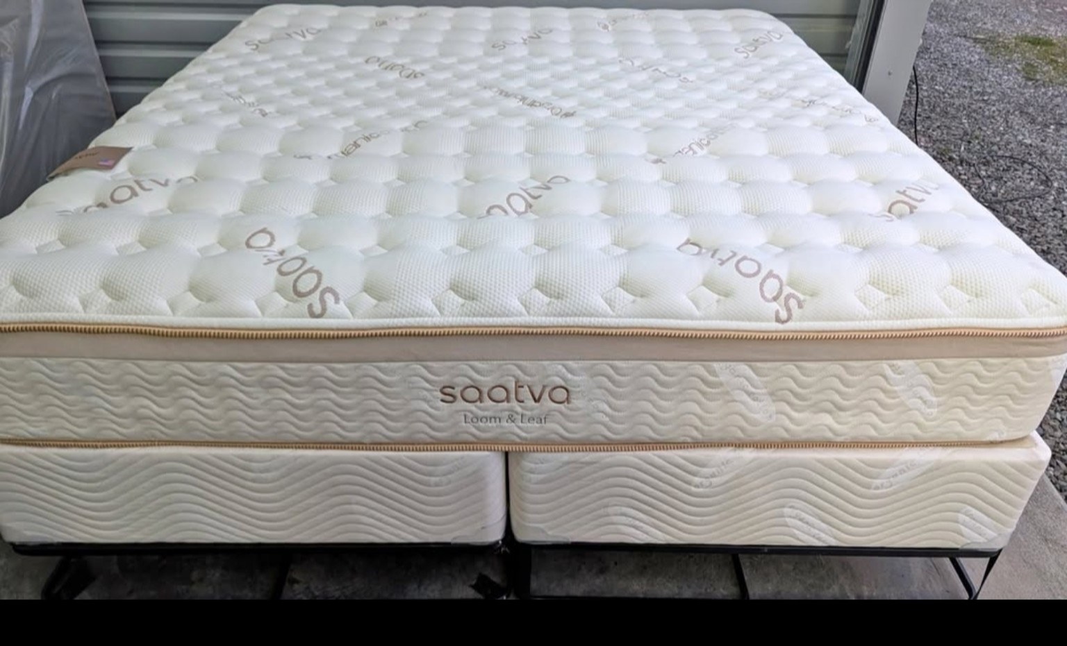 Saatva Loom and Leaf